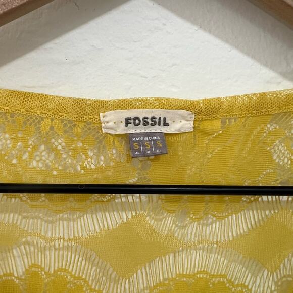 Fossil Yellow Lace Sheer Blouse Short Sleeve Top Size Small - Picture 3 of 7